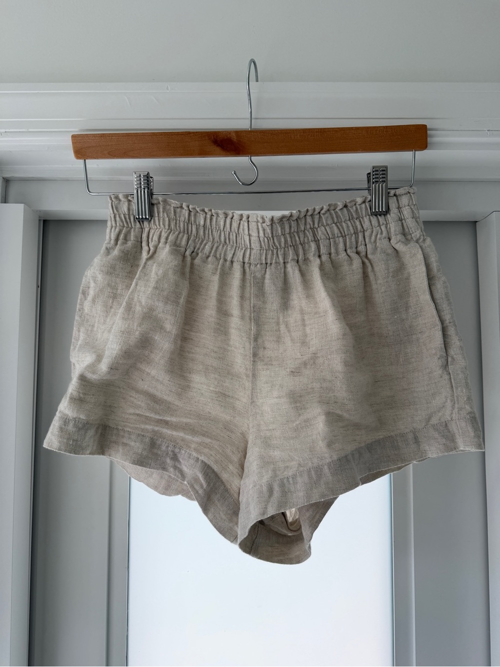 Reformation Mila linen short